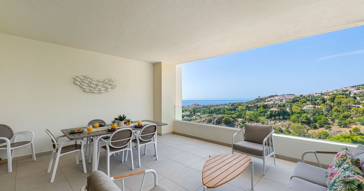 Apartament na środkowym piętrze w Benalmadena, Benalmadena, 1/12
