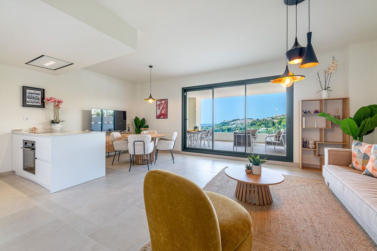 Apartament na środkowym piętrze w Benalmadena, Benalmadena, 2/12