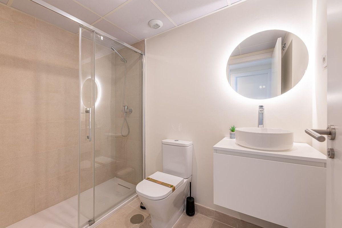 Apartament na środkowym piętrze w Benalmadena, Benalmadena, 8/12