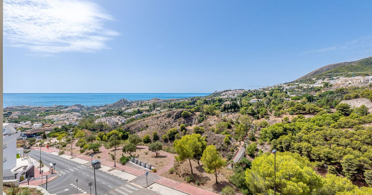 Apartament na środkowym piętrze w Benalmadena, Benalmadena, 10/12