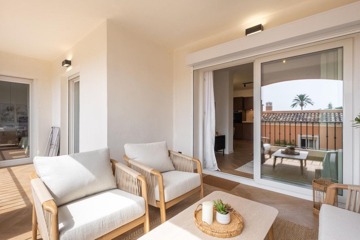 Appartement op de middelste verdieping in Nueva Andalucía, Nueva Andalucía, 3/12