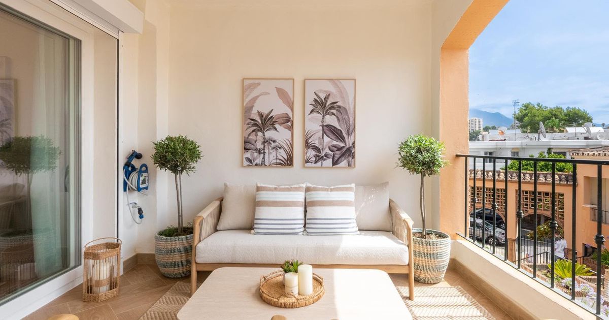 Appartement op de middelste verdieping in Nueva Andalucía, Nueva Andalucía, 6/12