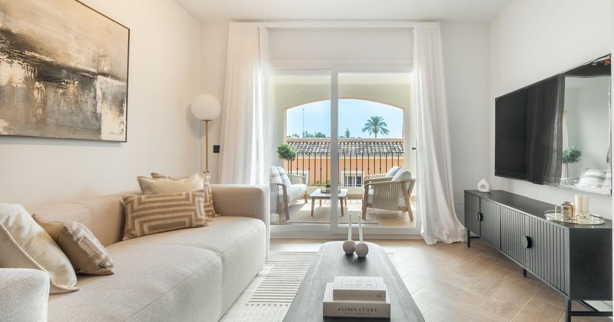 Appartement op de middelste verdieping in Nueva Andalucía, Nueva Andalucía, 7/12