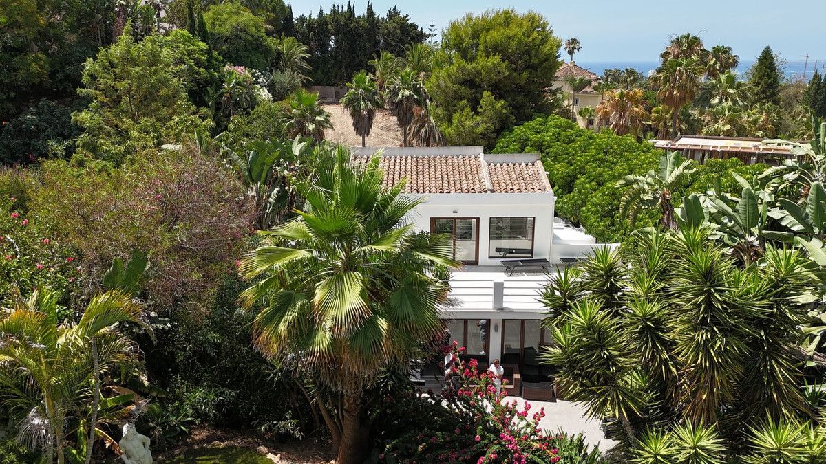 Vrijstaande Villa in Marbella, El Rosario, 1/12