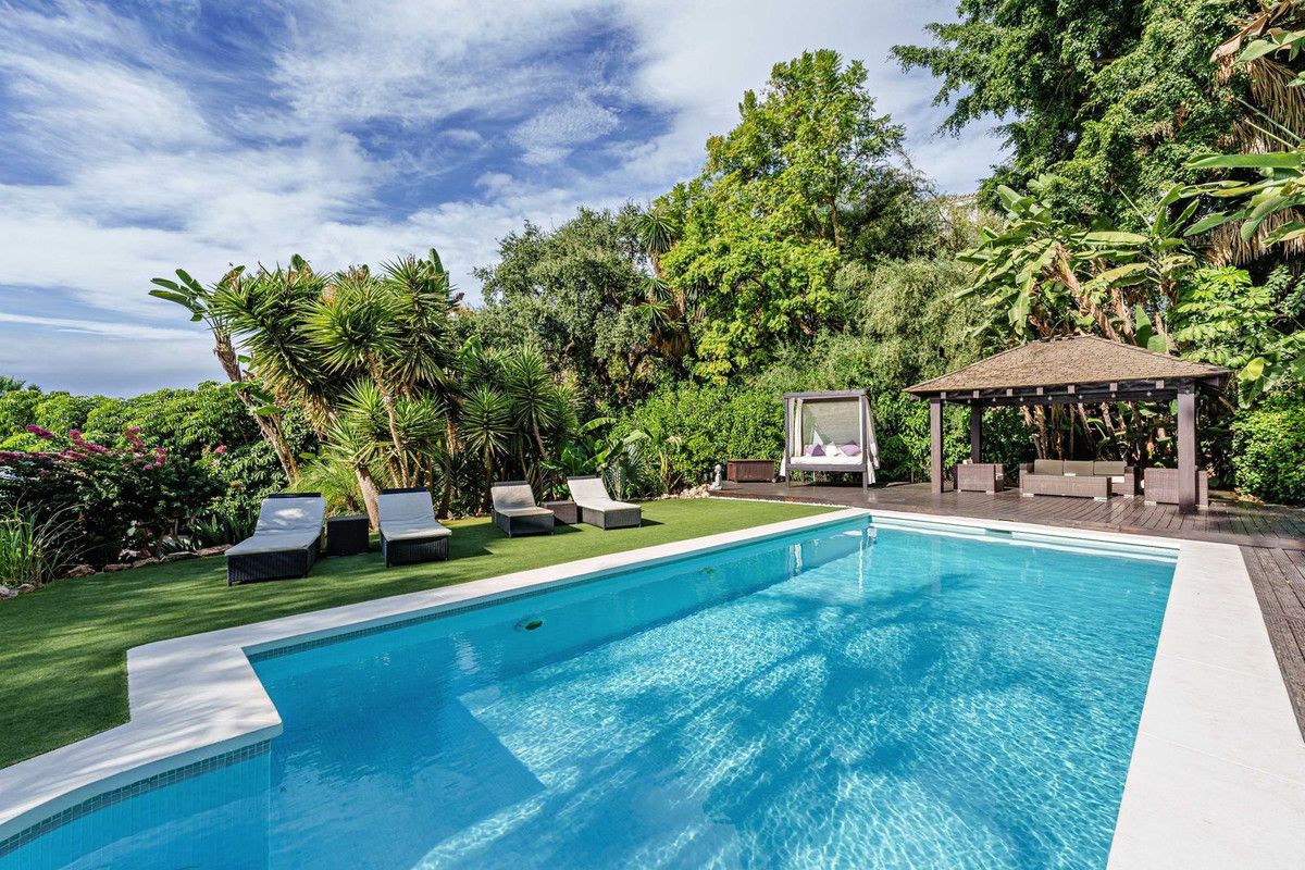 Vrijstaande Villa in Marbella, El Rosario, 5/12