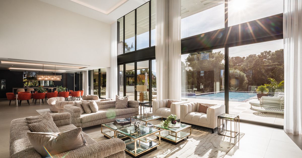 Villa in Sotogrande, Reyes y Reinas, Sotogrande, 2/12