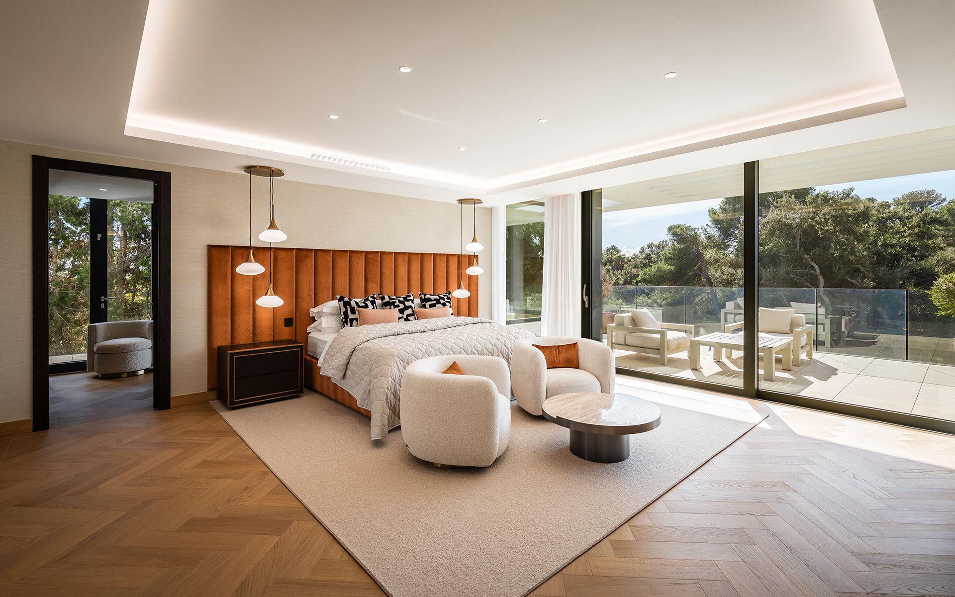 Villa in Sotogrande, Reyes y Reinas, Sotogrande, 5/12