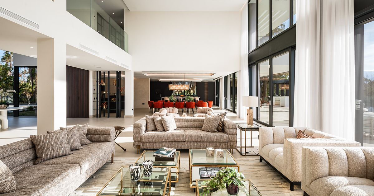 Villa in Sotogrande, Reyes y Reinas, Sotogrande, 10/12
