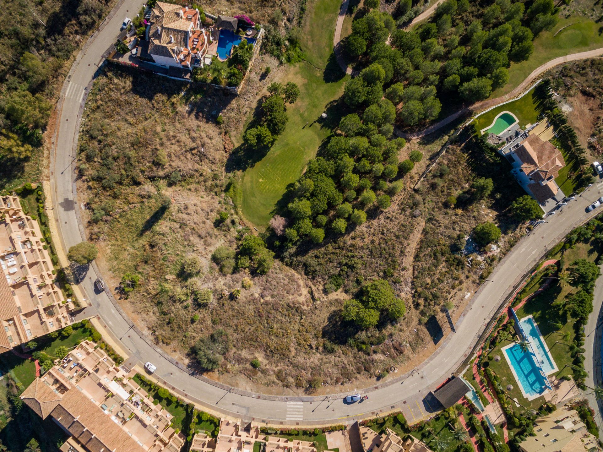 Plot in Estepona, La Resina Golf, Estepona, 8/12