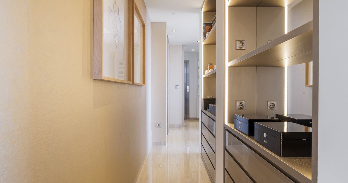 Duplex Penthouse in Benahavis, Los Almendros, Benahavis, 11/12