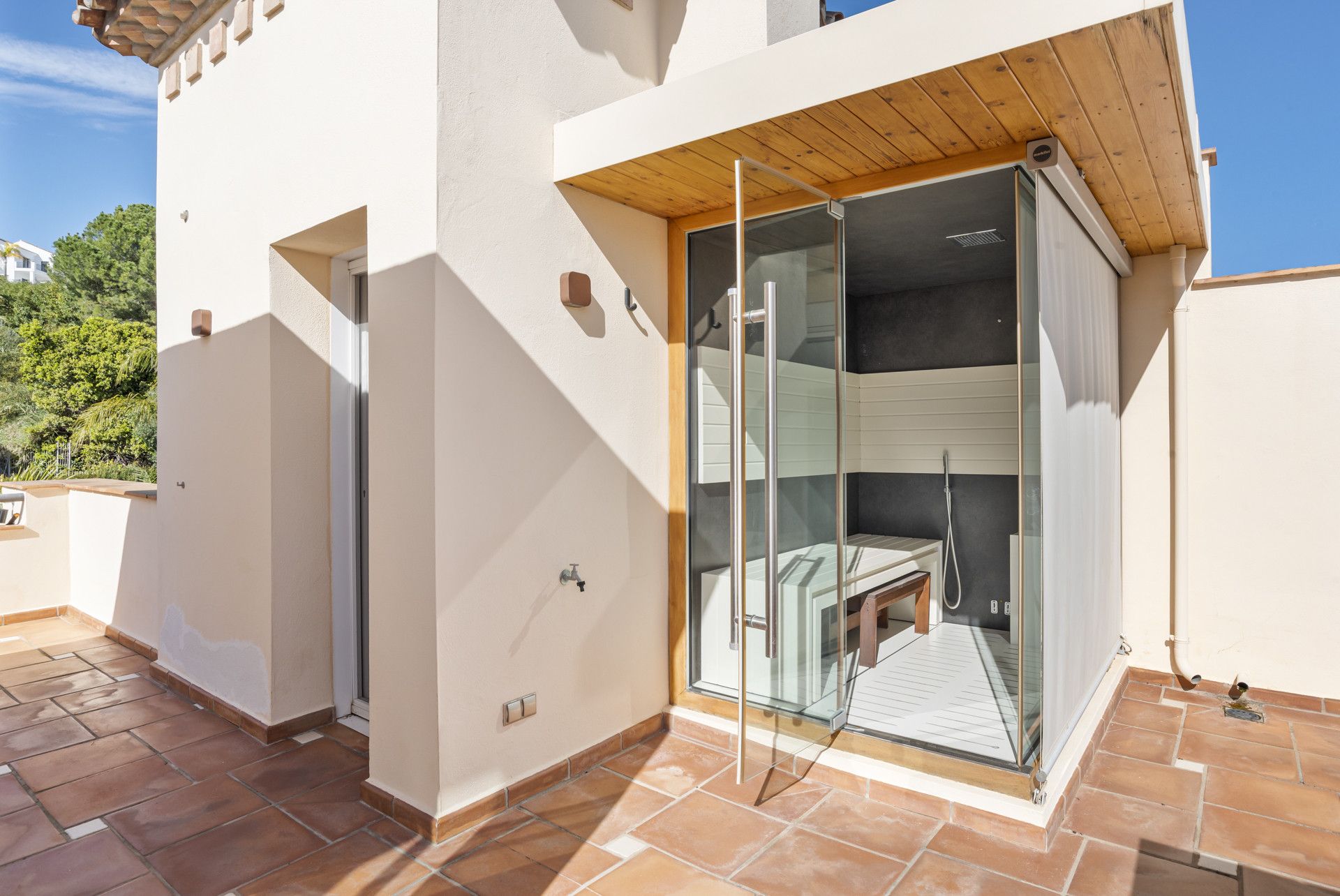 Duplex Penthouse in Benahavis, Los Almendros, Benahavis, 4/12