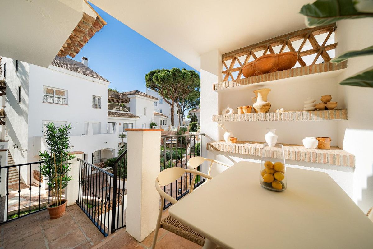 Apartament na środkowym piętrze w Nueva Andalucía, Nueva Andalucía, 10/12