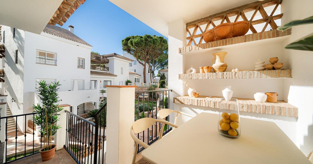 Apartament na środkowym piętrze w Nueva Andalucía, Nueva Andalucía, 10/12