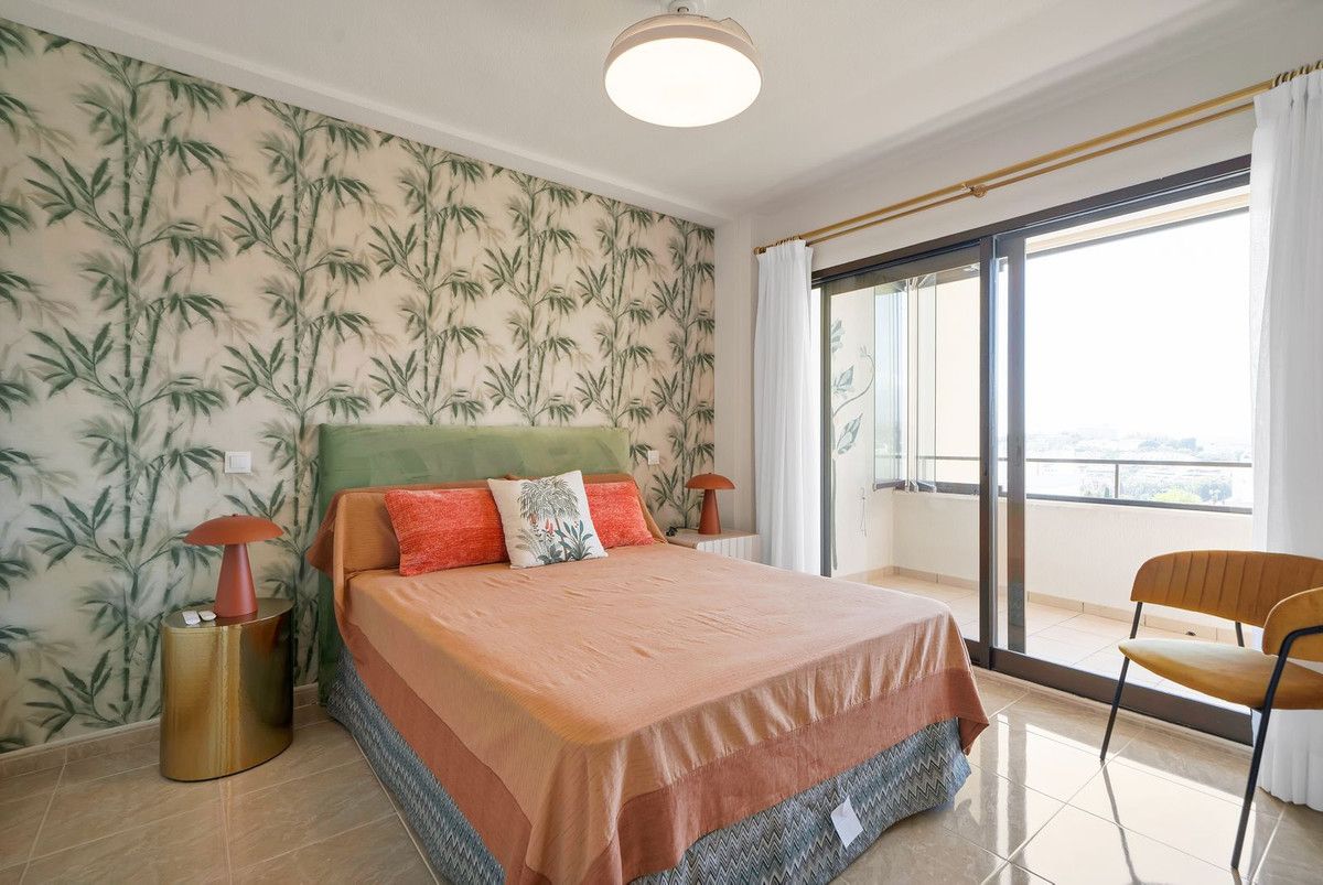 Mittelgeschoss-Wohnung in Estepona, Estepona, 3/12