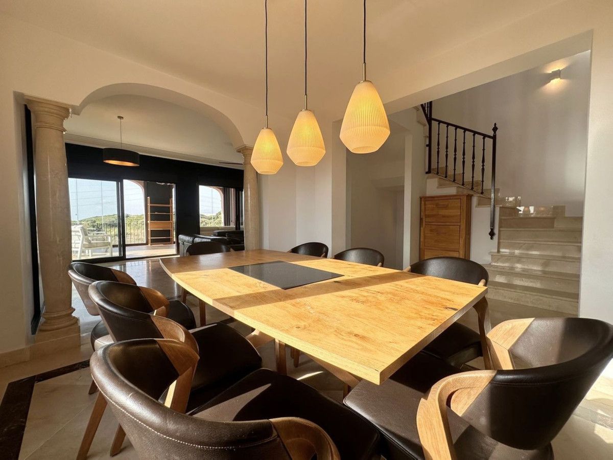 Geschakelde Woning in Estepona, Estepona, 12/12