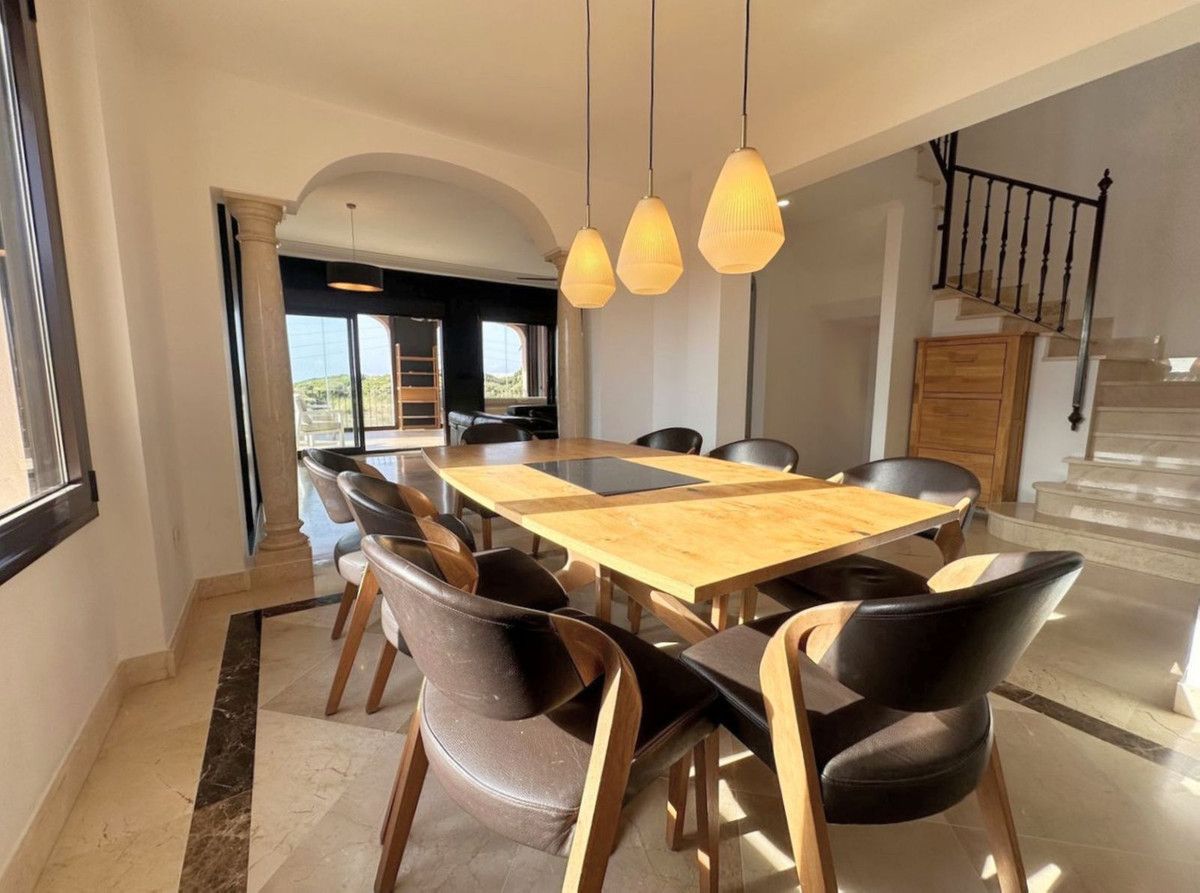 Geschakelde Woning in Estepona, Estepona, 7/12