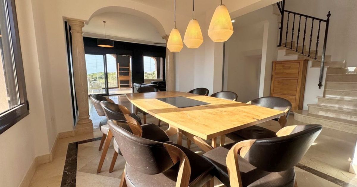 Geschakelde Woning in Estepona, Estepona, 7/12