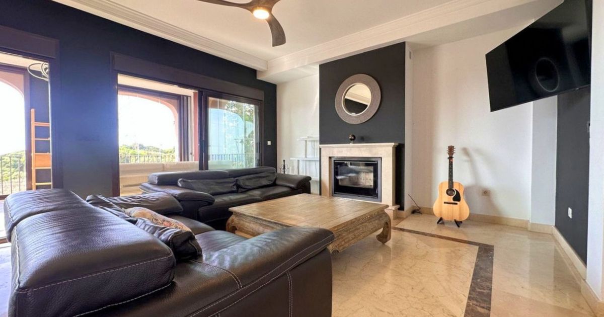 Geschakelde Woning in Estepona, Estepona, 8/12