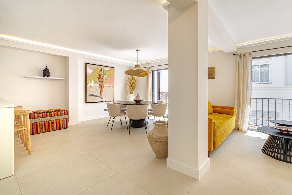 Middenverdieping Appartement in Marbella, Marbella, 1/12