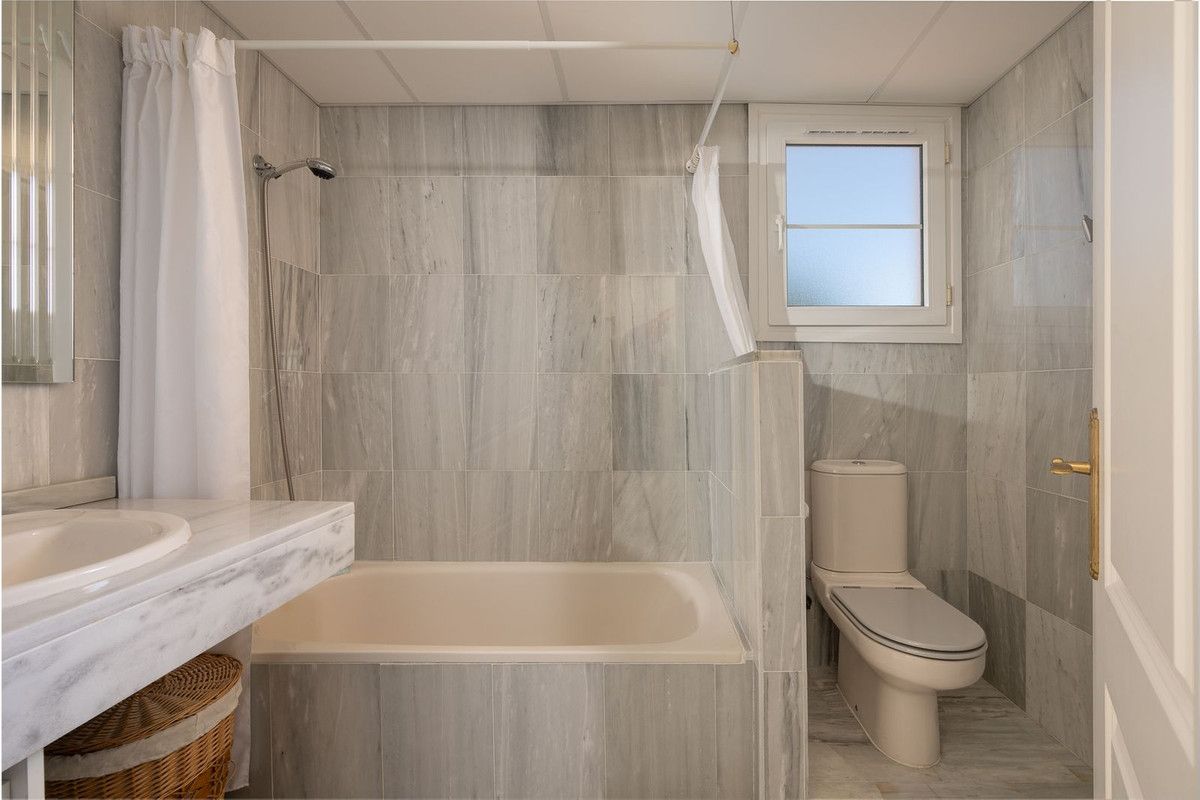 Penthouse in Cabopino, Cabopino, 11/12