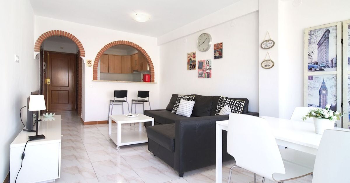 Middle Floor Apartment in Benalmadena Costa, Benalmadena Costa, 5/12