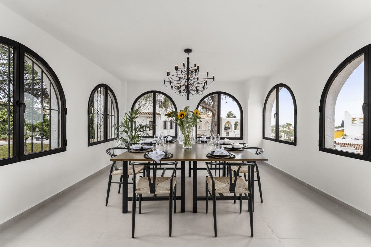 Middle Floor Apartment in Nueva Andalucía, Nueva Andalucía, 4/12