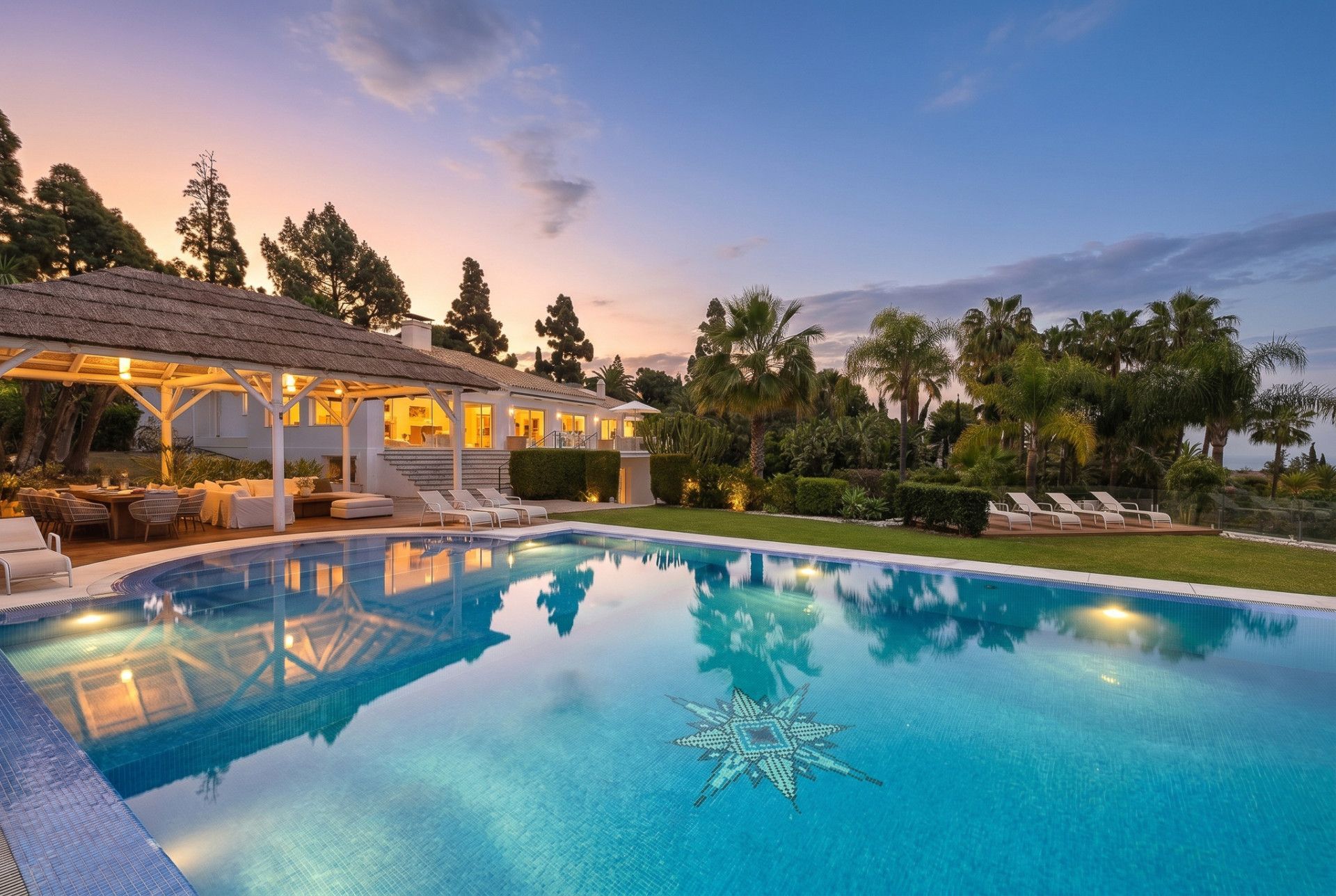Villa in Marbella East, Hacienda las Chapas, Marbella East, 2/12