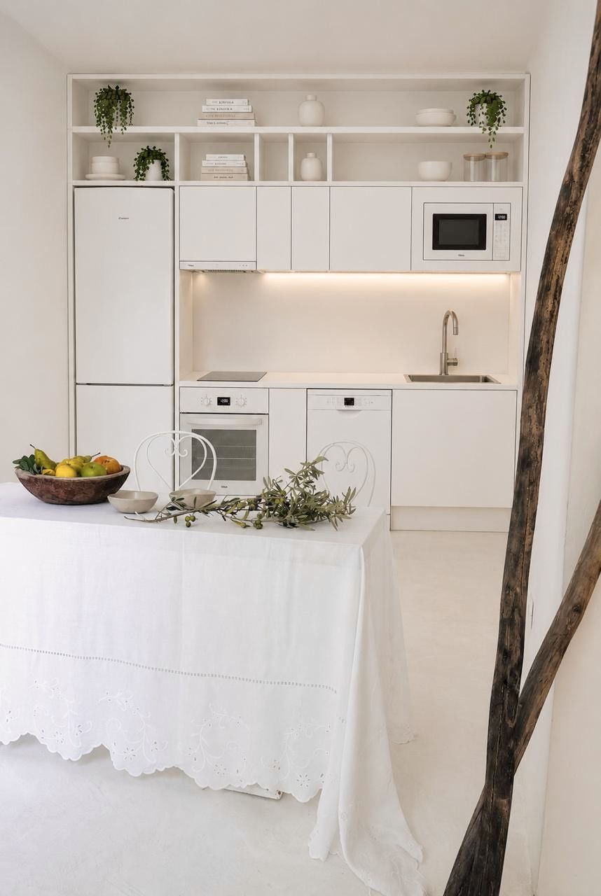 Apartment in Marbella East, Las Chapas, Marbella East, 5/12