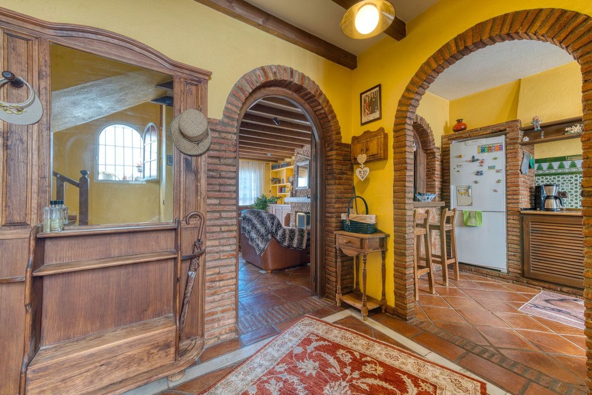 Townhouse in Benahavís, Benahavís, 11/12