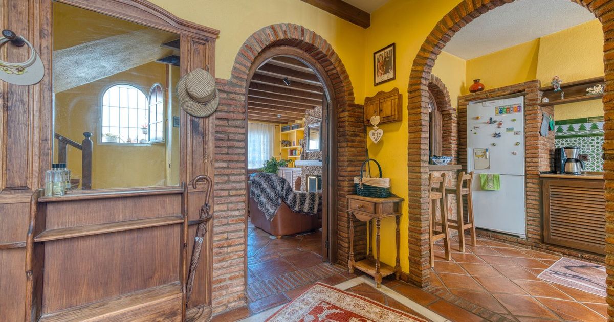 Townhouse in Benahavís, Benahavís, 11/12