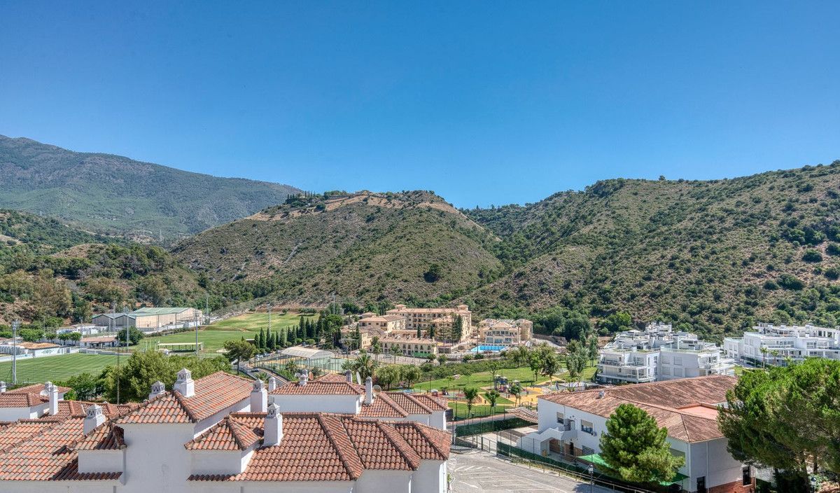 Townhouse in Benahavís, Benahavís, 5/12
