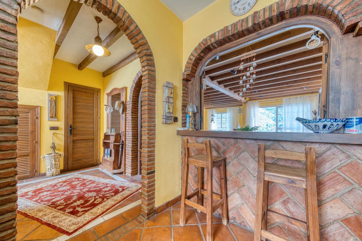 Townhouse in Benahavís, Benahavís, 8/12