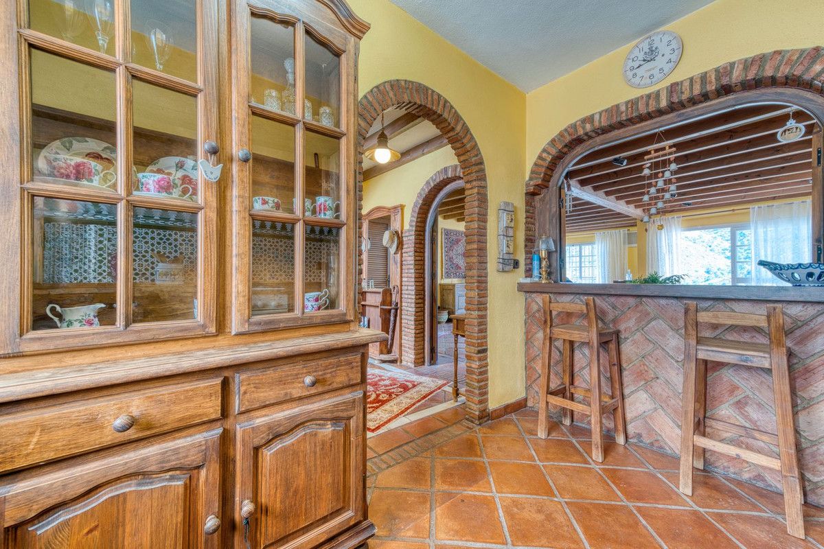 Townhouse in Benahavís, Benahavís, 9/12