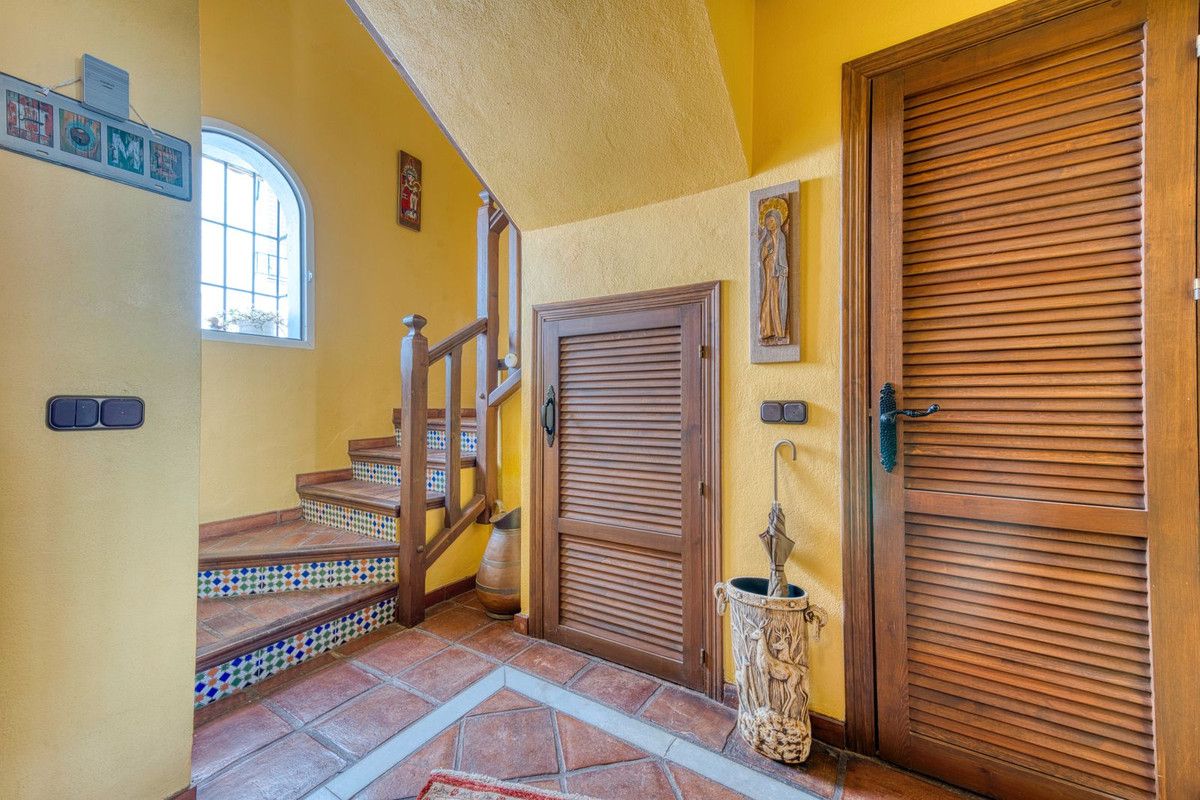 Townhouse in Benahavís, Benahavís, 10/12
