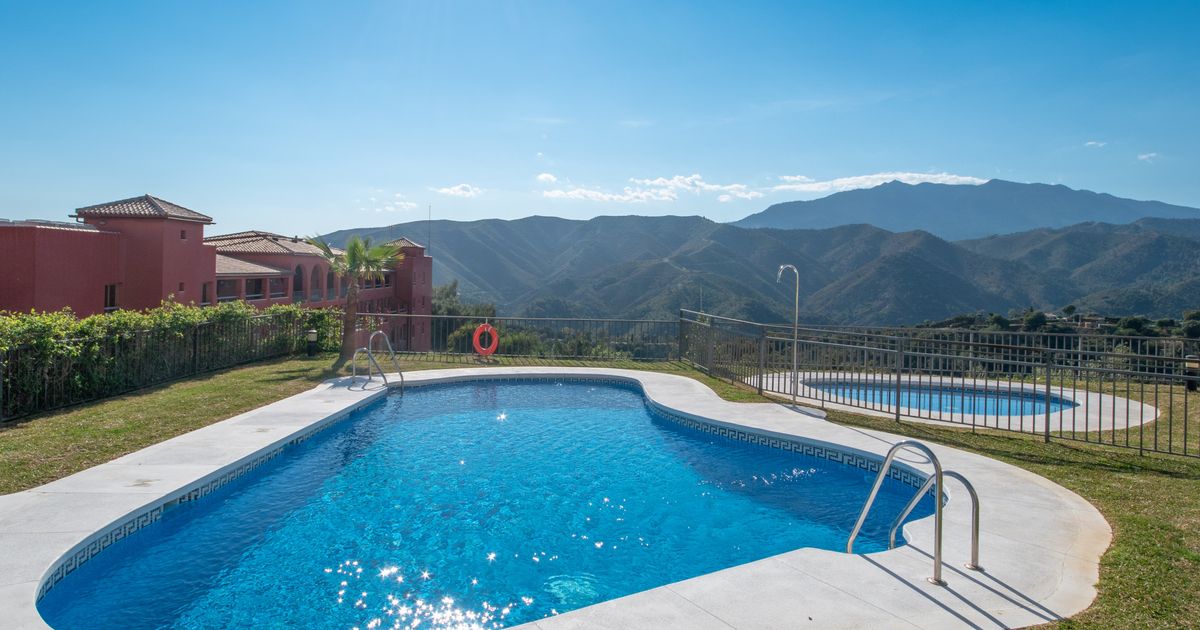 Ground Floor Apartment in Istan, Balcones del Lago, Istan, 1/12
