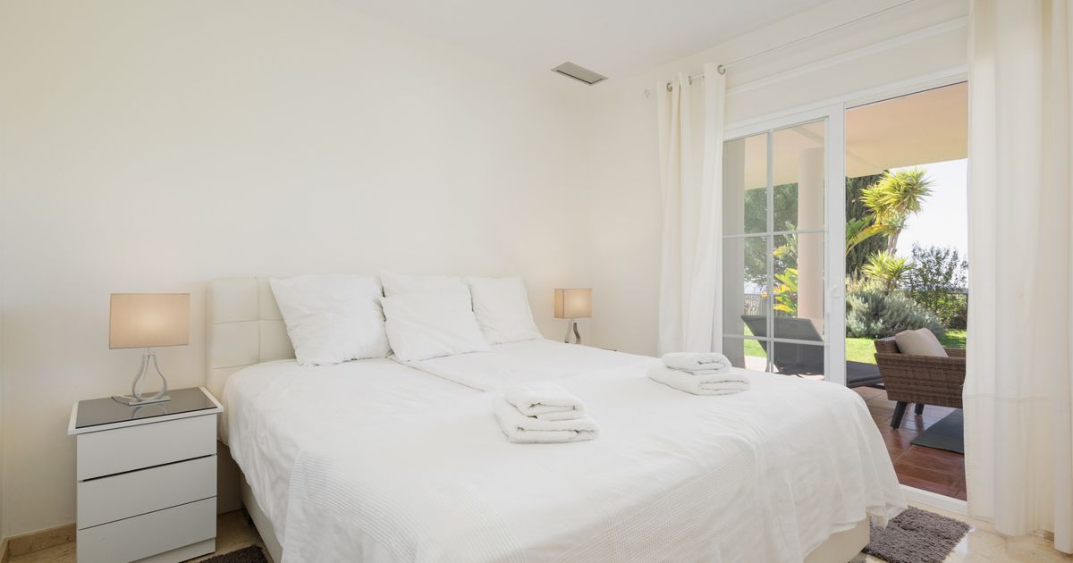 Ground Floor Apartment in Istan, Balcones del Lago, Istan, 10/12
