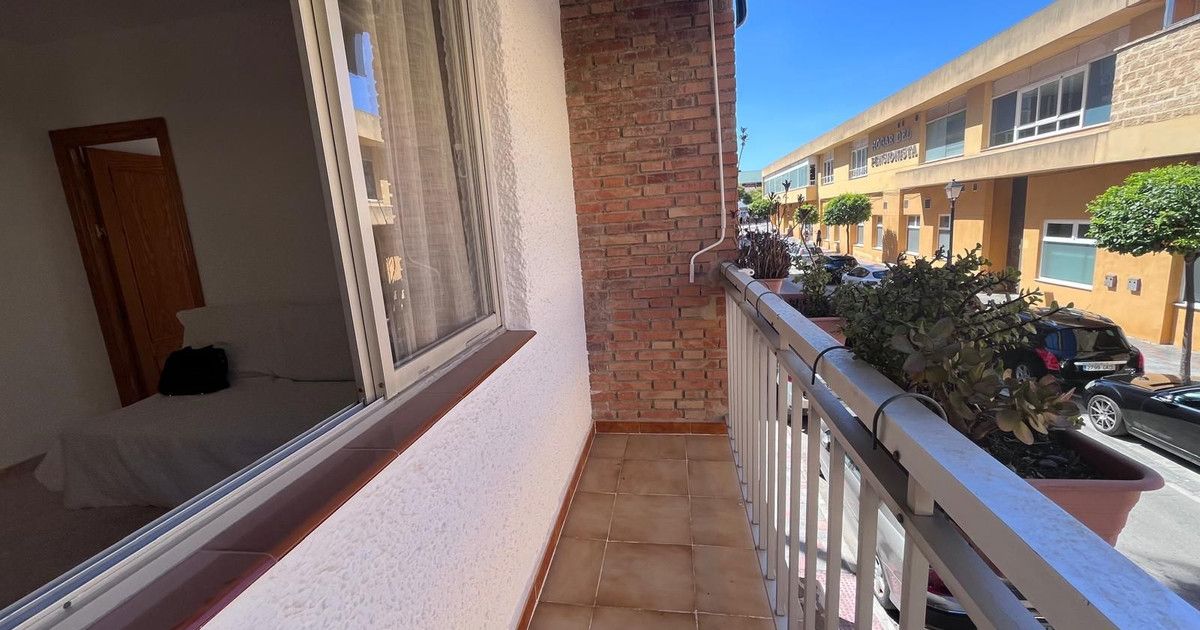 Middle Floor Apartment in Fuengirola, Fuengirola, 11/12