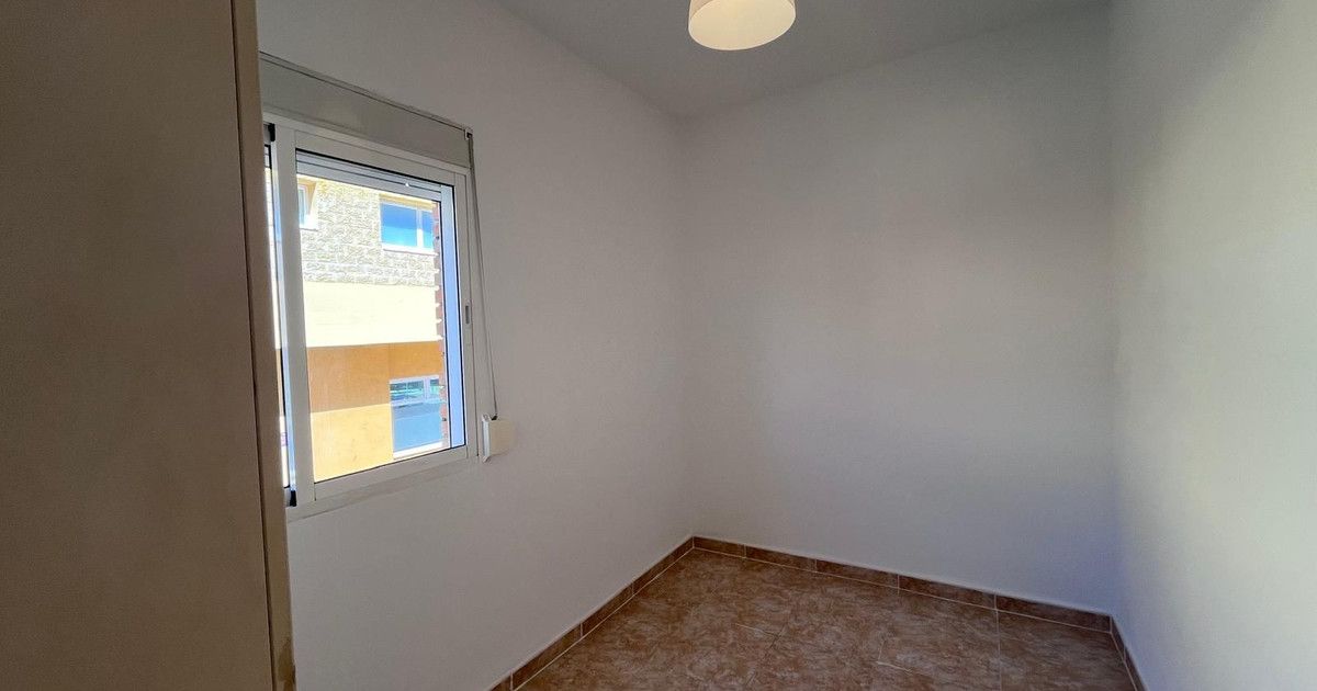 Middle Floor Apartment in Fuengirola, Fuengirola, 4/12