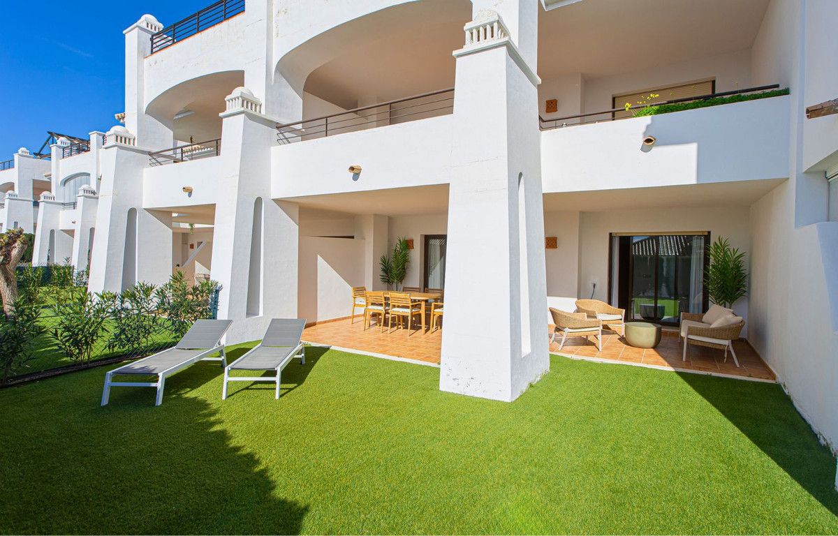 Ground Floor Apartment in Casares Playa, Casares Playa, 1/12