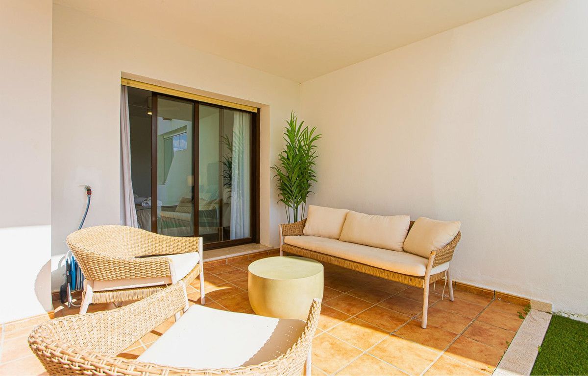 Ground Floor Apartment in Casares Playa, Casares Playa, 7/12