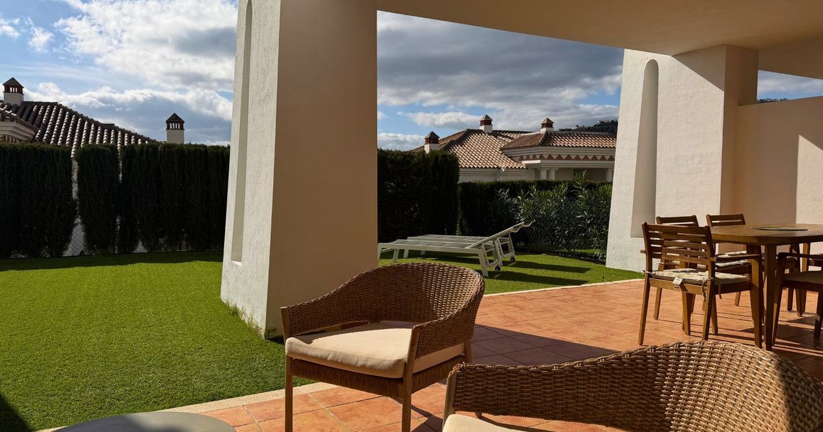 Ground Floor Apartment in Casares Playa, Casares Playa, 8/12