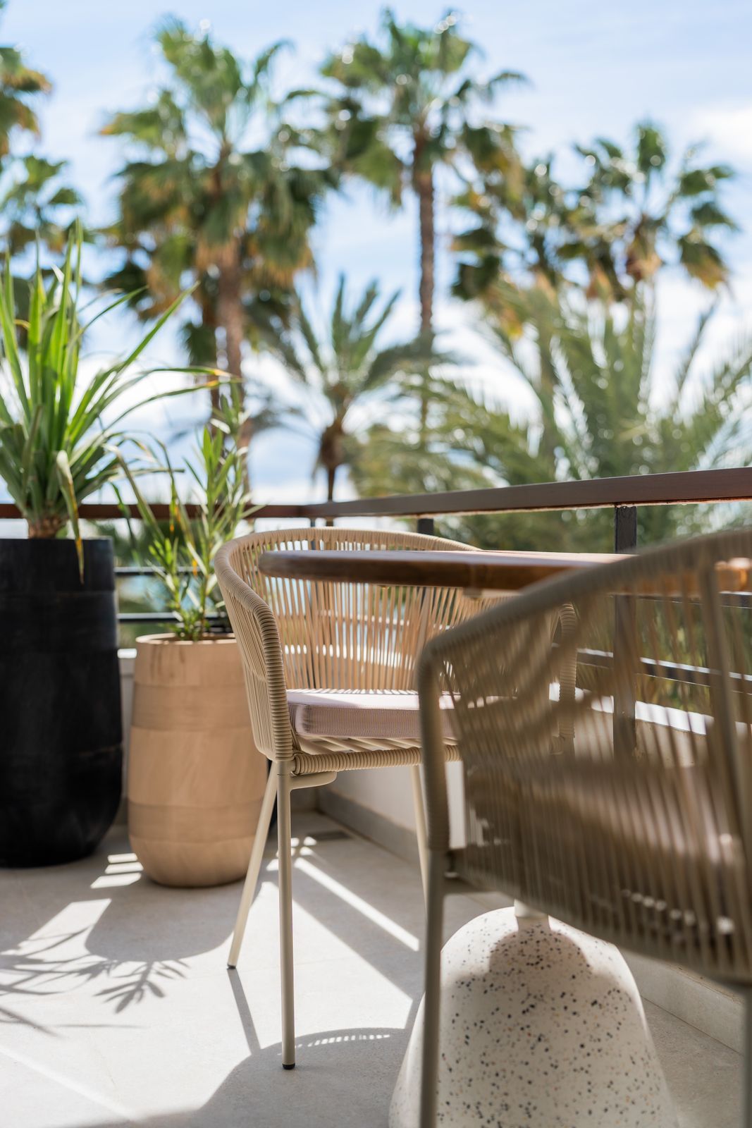 Апартаменты на среднем этаже в Estepona, Estepona, 8/12