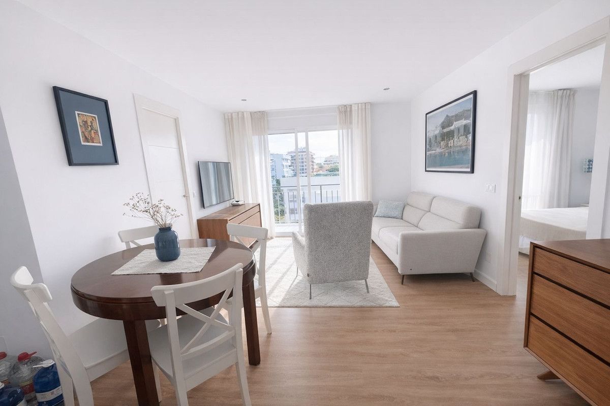 Appartement en étage moyen à Marbella, Marbella, 2/12