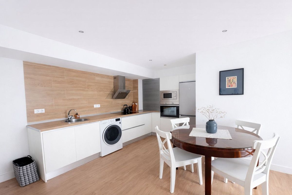 Appartement en étage moyen à Marbella, Marbella, 3/12