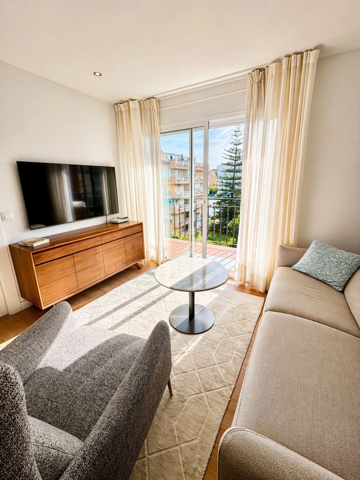 Appartement en étage moyen à Marbella, Marbella, 7/12