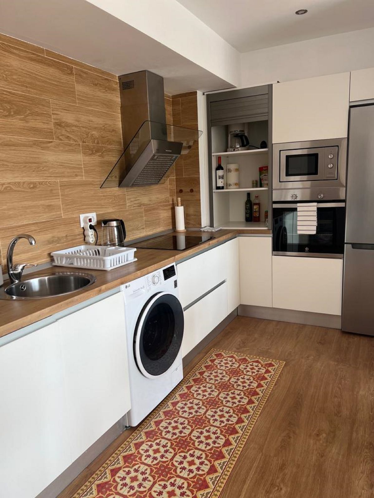 Appartement en étage moyen à Marbella, Marbella, 8/12