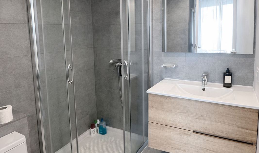 Appartement en étage moyen à Marbella, Marbella, 9/12