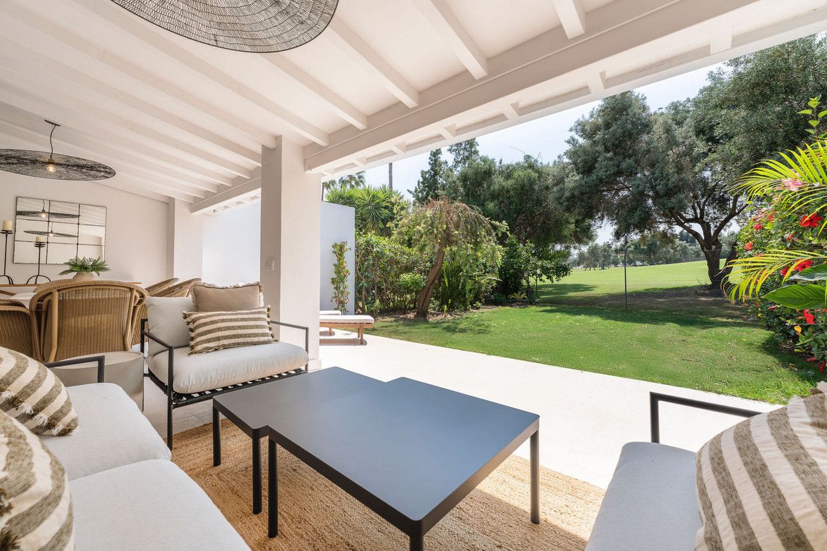Radhus i Nueva Andalucía, Nueva Andalucía, 9/12