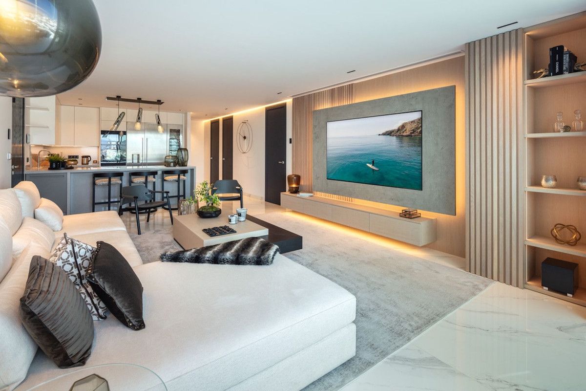 Apartament na środkowym piętrze w Puerto Banús, Puerto Banús, 4/12