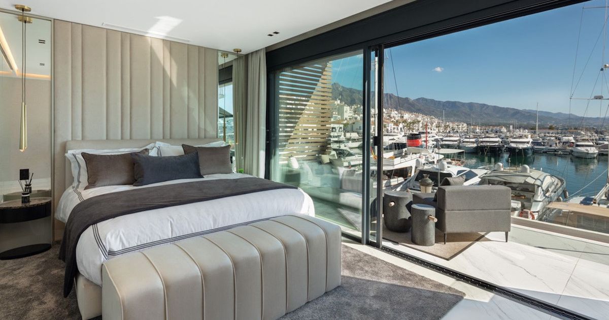 Apartament na środkowym piętrze w Puerto Banús, Puerto Banús, 6/12